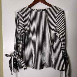 Black and White bell sleeve shirt